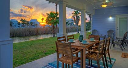 Pool + Boardwalk Access, Pond View • Walk to Beach | Mustang Royale by AvantStay