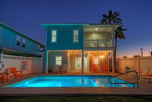 Pool - Private Pool + Beach Access • Game Room | Barking Shark (Port Aransas)