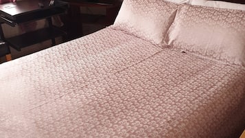 Acesso à internet, roupa de cama