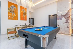 Games room - Luxury 3BR Private Pool Villa near Walking Street (Muang Pattaya)