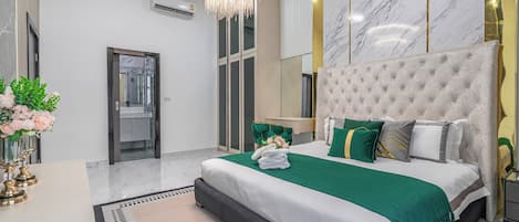 3 bedrooms, iron/ironing board, Internet, bed sheets