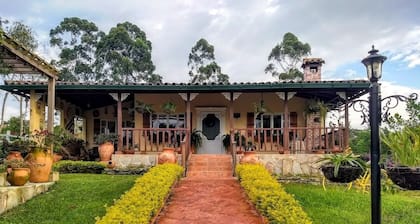 El Oasis Organic Farm