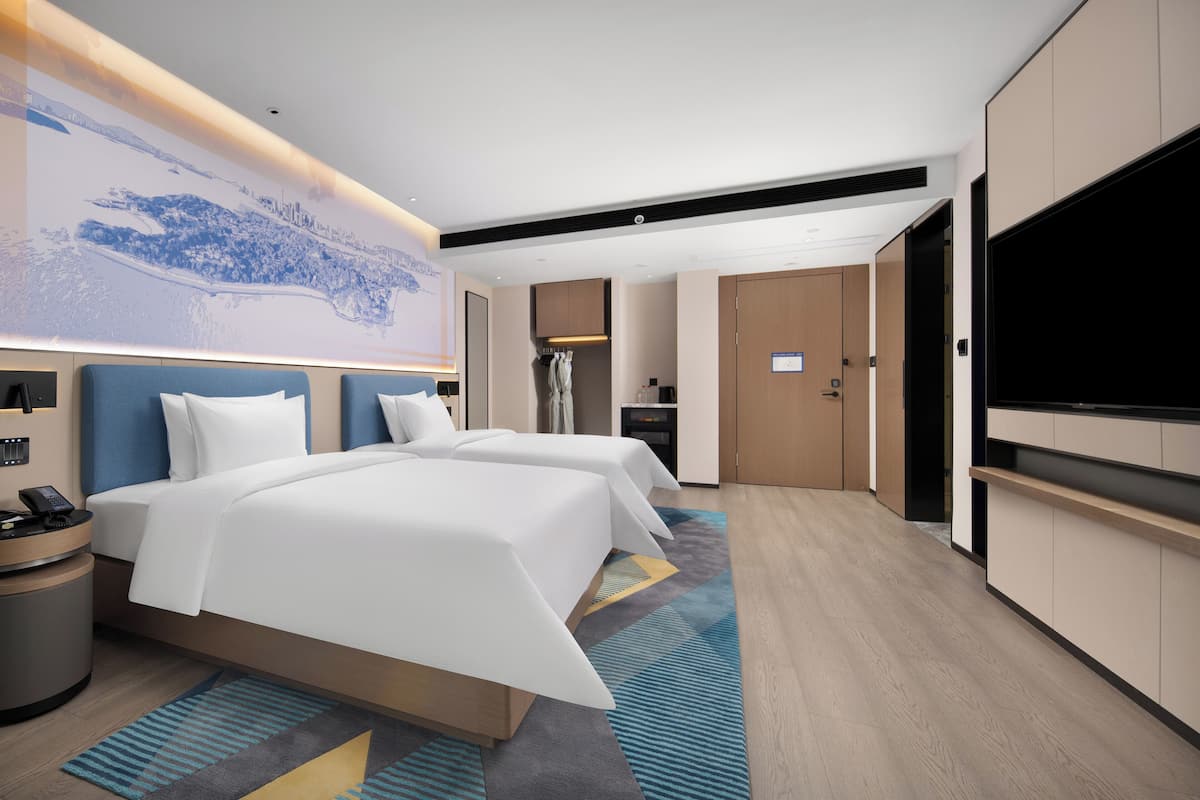 Business Twin Room, City View | Laptop workspace, free WiFi