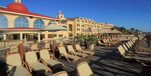 Terrace/patio - Suite Marina view by All Ritmo Resort & Waterpark (Cancún)