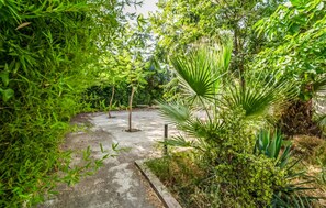 Property grounds - 6 bedroom stunning home in Dalias (Dalias)