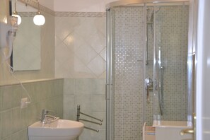 Shower, hair dryer, bidet, towels - Positano Center, Large terrace sea view- 2 bedroom, 2 bathroom - Guest 4+2 (Positano)
