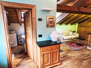 TV - Mansarda San Lorenzo by Interhome (Pinzolo)