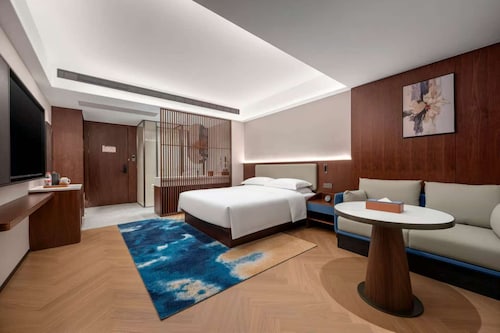 Days Hotel by Wyndham Fuyang Linquan