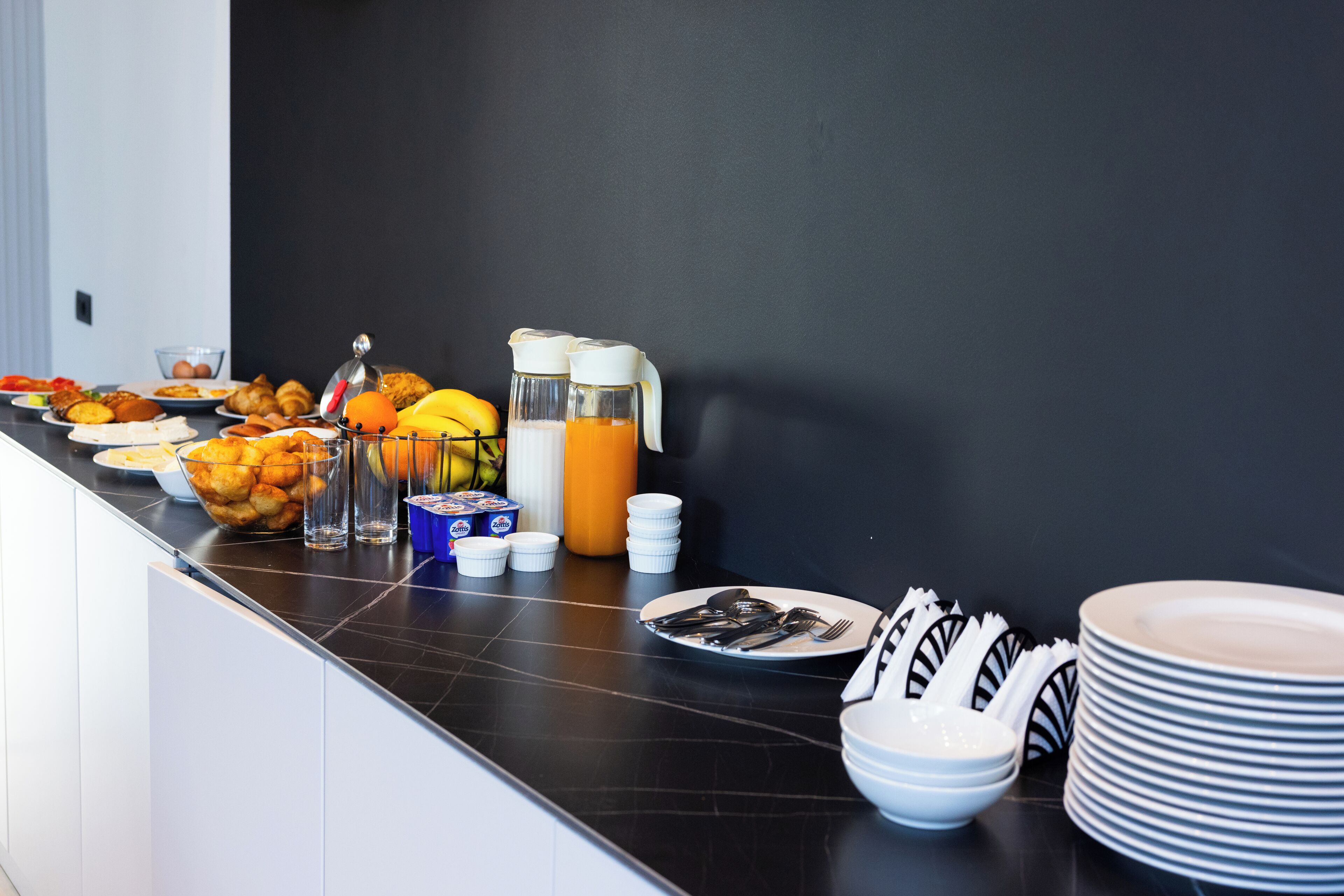 Free daily cooked-to-order breakfast