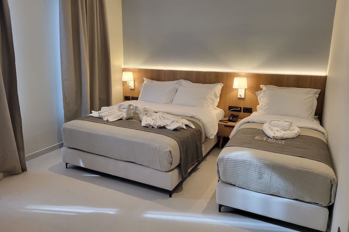 Minibar, in-room safe, desk, blackout curtains