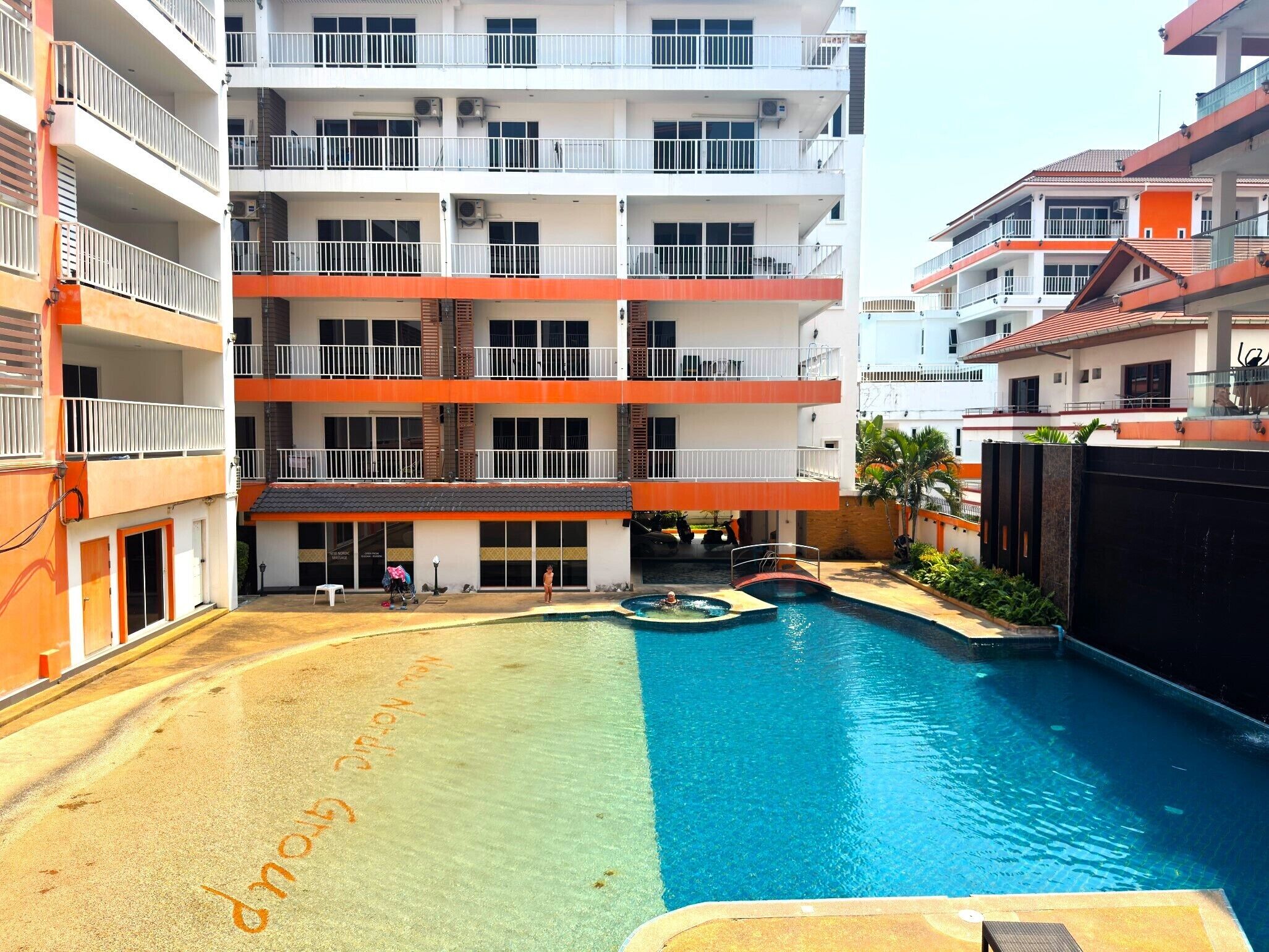 Apartamento, 1 habitación, fumadores, balcón | Piscina | Una piscina al aire libre