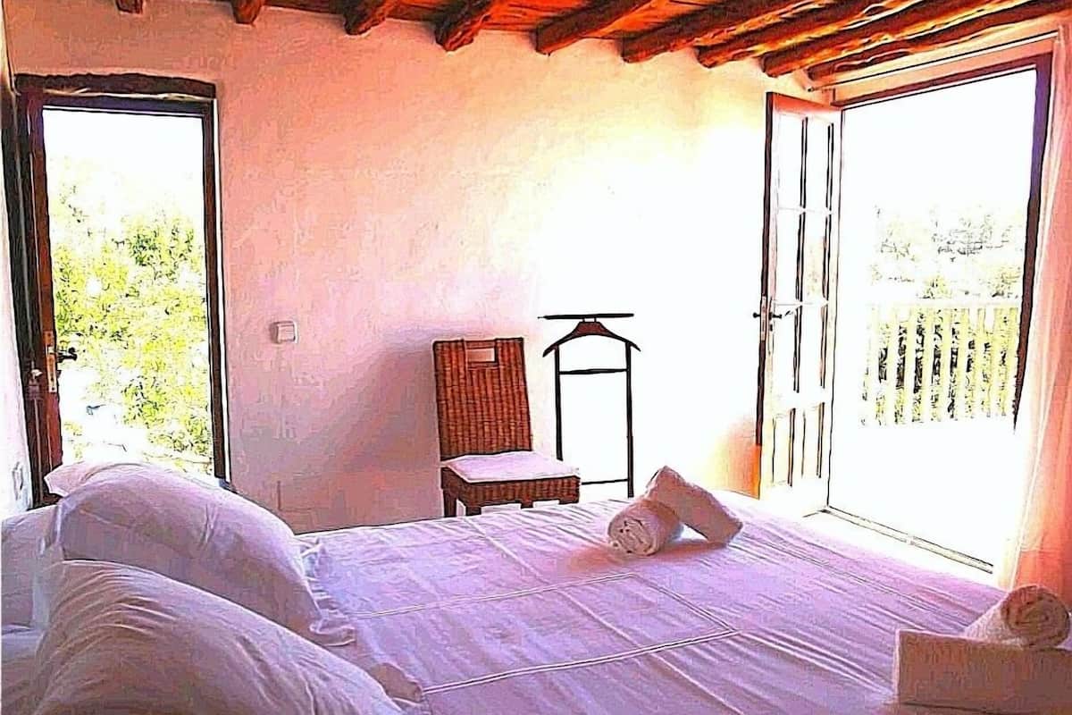 Comfort Double or Twin Room, 1 Queen Bed, Mountain View