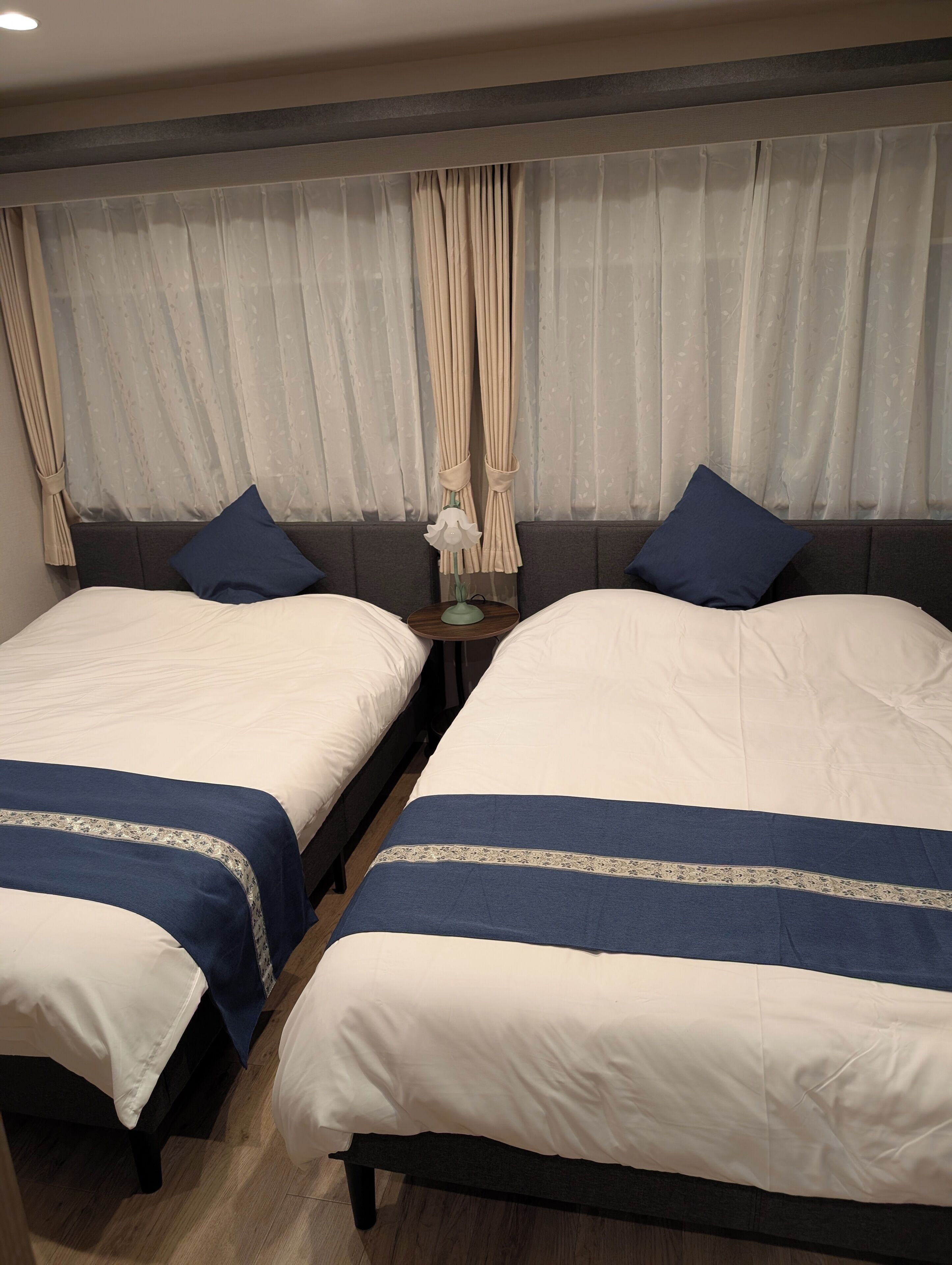 1 室のベッドルーム、WiFi (無料)、ベッドシーツ