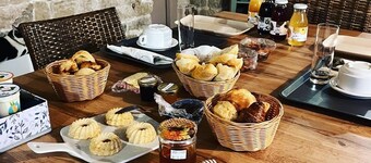 L Hôtel Enfoncé Chambres et table d Hôte