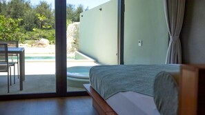 Pool - Feliz Villa Suite Irabu Island Nagahama Bay (Miyakojima)