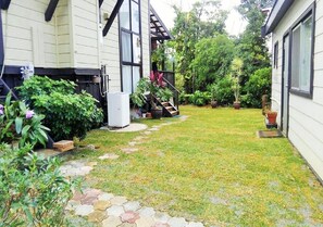 Property grounds - Cottage Forest Paradiso (Onna)