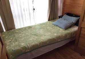 Room - Cottage Forest Paradiso (Onna)