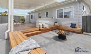 Terrace/patio - Elegant Beachside Retreat with Luxurious Amenities (Tomakin)