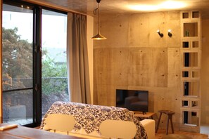 Interior - On The Same Hotel (Naha)