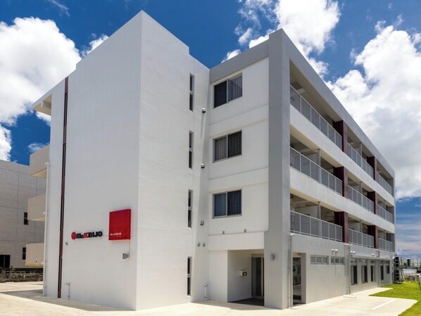 Exterior - Mr. Kinjo Inn Shimosato Minami (Miyakojima)