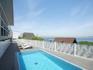 Pool - Coral Suite Villa Awaji (Awaji)
