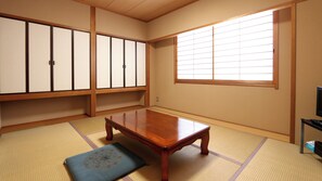 Interior - Ryori Ryokan Otoriien (Naruto)