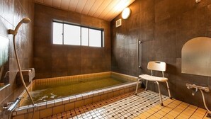 A bathroom with a bathtub, a shower, a toilet, and a window. - Sakana Asobi No Yado Yamacho (Fukui)