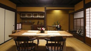 Dining - Hotel Kanau Fomer Royal Palace (Gojo)