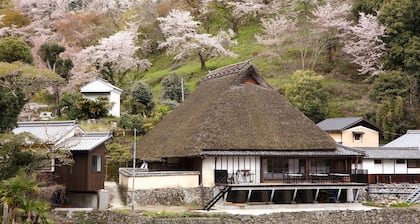 Hotel Kanau Fomer Royal Palace