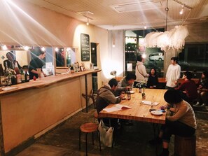 Dining - Y Pub&hostel (Tottori)