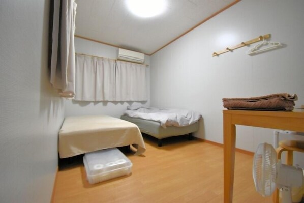 Room - In The Stream (Zamami)