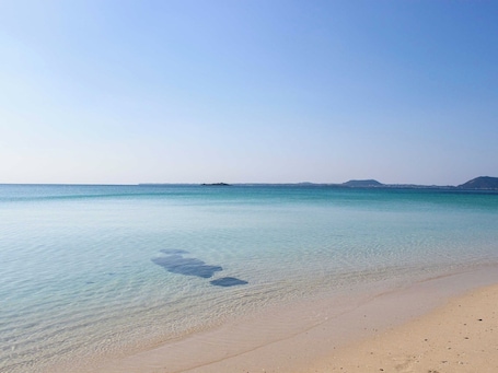 Beach. Guest House Tokimitsu Goshima