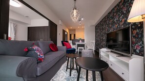 Living area - Best Price Kochi (Kochi)