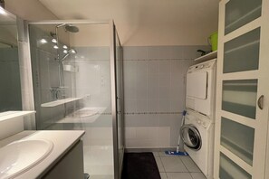 Shower - Apartment in Nieuwpoort with balcony (NIEUWPOORT)