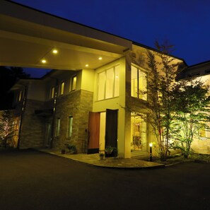 Exterior - Kusatsu Onsen Hotel Kurbio (Kusatsu)