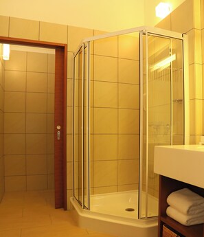 Bathroom - Kusatsu Onsen Hotel Kurbio (Kusatsu)
