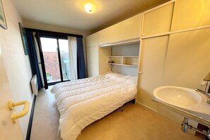 2 bedrooms, free WiFi - Beachfront apartment in Nieuwpoort (NIEUWPOORT)