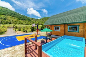 Pool - Regina Ishigaki Logteria I (Ishigaki)