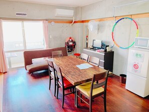 Dining - Guesthouse Terrace Sakashita (Naha)