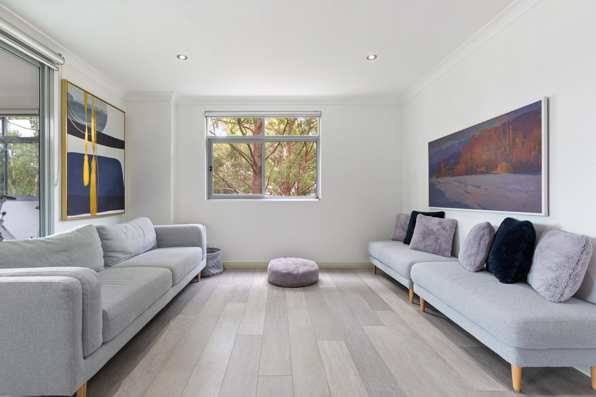 智能電視、 辦公室