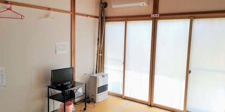 Interior. Minshuku Miya