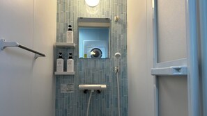 Bathroom - Tabijiman (Nago)