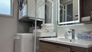 Bathroom - Tabijiman (Nago)