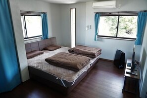 Room - Breezyblue (Awaji)