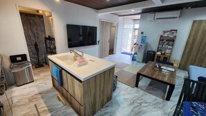 Interior - Villa Aparagi Miyakojima (Miyakojima)