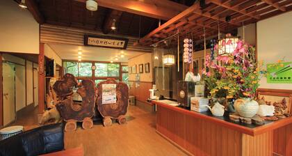 Mountain River Lodge Minshuku Hiroshige