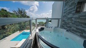 Bañera de hidromasaje exterior