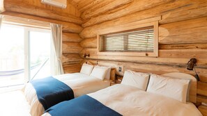 Room - Warayunya (Higashi)