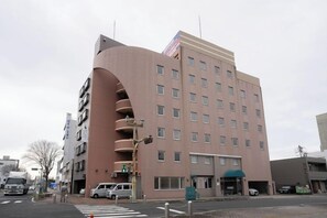 Exterior - Ping Pong Hotel & Cabin Tokuyama Ekimae / Ping Pong Residence Kojimachi (Shunan)