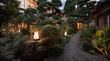 Jardines del alojamiento